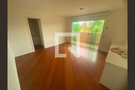 Casa à venda com 4 quartos, 600m² em Barra da Tijuca, Rio de Janeiro