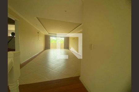 Casa à venda com 4 quartos, 600m² em Barra da Tijuca, Rio de Janeiro