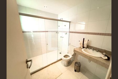 Casa à venda com 4 quartos, 178m² em Camboinhas, Niterói