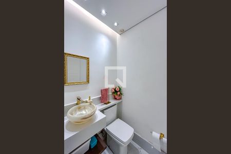 Lavabo de casa para alugar com 3 quartos, 160m² em Penha de França, São Paulo