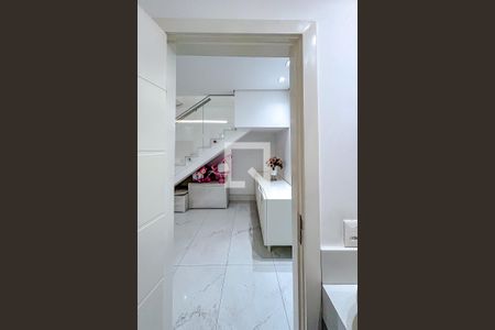 Lavabo de casa para alugar com 3 quartos, 160m² em Penha de França, São Paulo