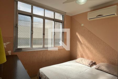 Quarto 1 de apartamento para alugar com 2 quartos, 66m² em José Menino, Santos