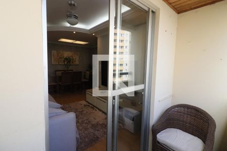 Sala de apartamento para alugar com 3 quartos, 70m² em Continental, Osasco