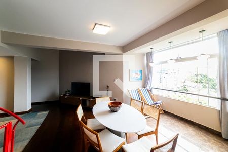 Sala de apartamento à venda com 4 quartos, 140m² em Floresta, Belo Horizonte