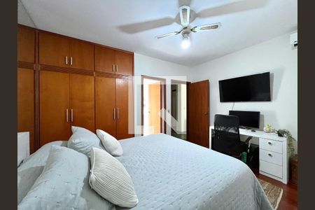 Suíte 1 de casa à venda com 4 quartos, 390m² em Parque São Quirino, Campinas