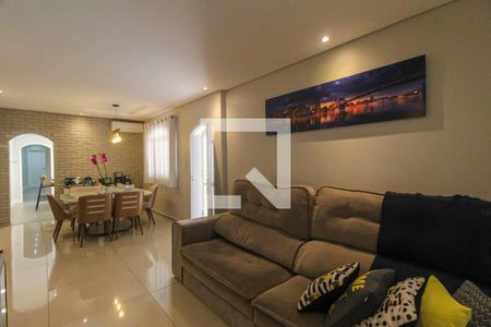 Casa à venda com 2 quartos, 250m² em Vila Antonieta, São Paulo