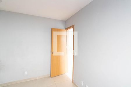 Quarto 1 de casa para alugar com 2 quartos, 55m² em Inhoaíba, Rio de Janeiro