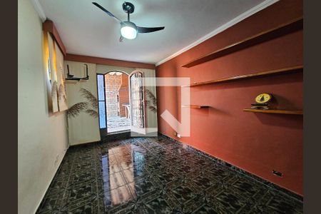 Sala de casa à venda com 3 quartos, 130m² em Vila Inglesa, São Paulo