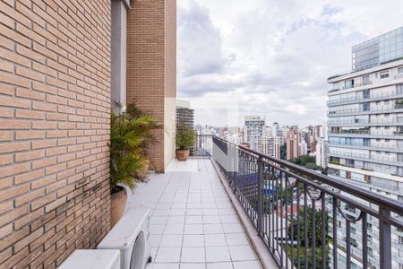 Varanda de apartamento para alugar com 2 quartos, 200m² em Moema, São Paulo