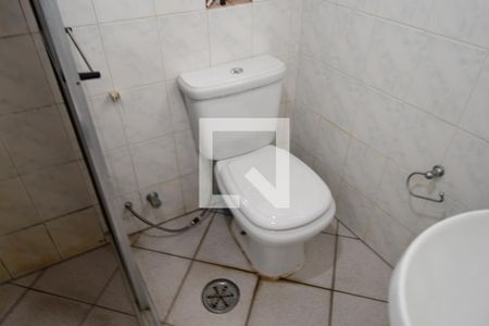 Banheiro de apartamento à venda com 1 quarto, 45m² em Centro, Campinas