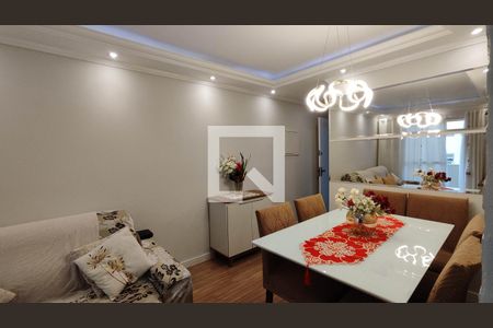 Sala de apartamento à venda com 2 quartos, 48m² em Vila Carmosina, São Paulo