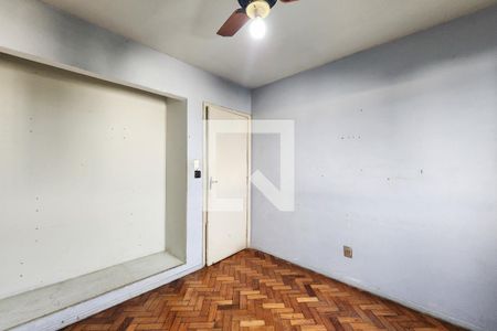 Quarto 1 de apartamento para alugar com 1 quarto, 74m² em Caju, Rio de Janeiro