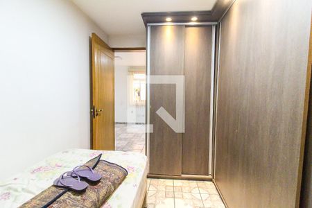 Quarto 1 de apartamento para alugar com 2 quartos, 50m² em Conjunto Habitacional Fazenda do Carmo, São Paulo