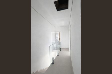 Corredor de casa de condomínio à venda com 3 quartos, 125m² em Alphaville, Santana de Parnaíba
