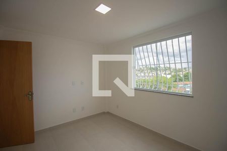 Quarto 2 de apartamento para alugar com 2 quartos, 52m² em Colubandê, São Gonçalo