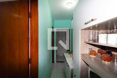 Corredor dos Quartos de casa à venda com 3 quartos, 150m² em Fazenda da Juta, São Paulo