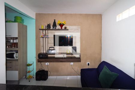 Casa à venda com 3 quartos, 150m² em Fazenda da Juta, São Paulo