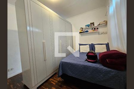 Quarto de casa à venda com 3 quartos, 97m² em Jardim São Luís, São Paulo