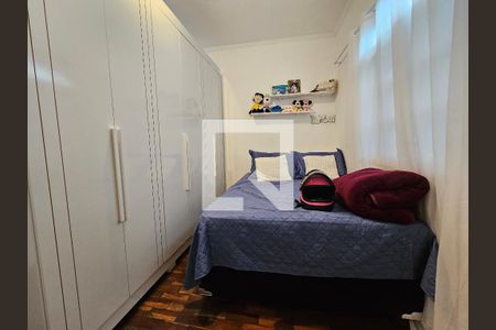 Quarto de casa à venda com 3 quartos, 97m² em Jardim São Luís, São Paulo