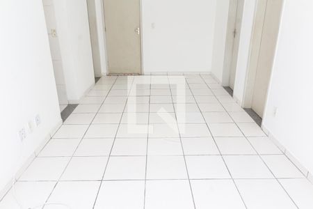 Sala de apartamento para alugar com 2 quartos, 52m² em Campo Grande, Rio de Janeiro