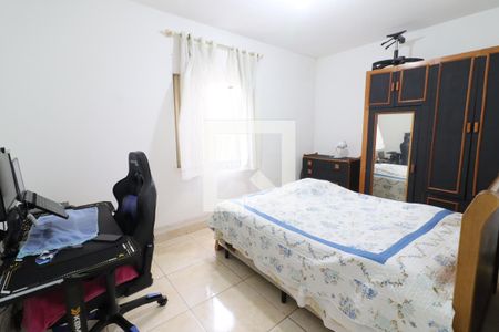 Casa à venda com 2 quartos, 182m² em Pestana, Osasco