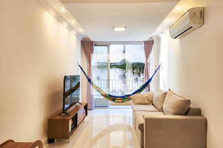 Sala de apartamento para alugar com 2 quartos, 94m² em Botafogo, Rio de Janeiro