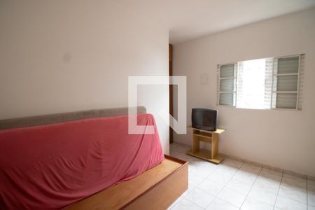 QUARTO 1 de casa à venda com 3 quartos, 272m² em Parque Maria Domitila, São Paulo