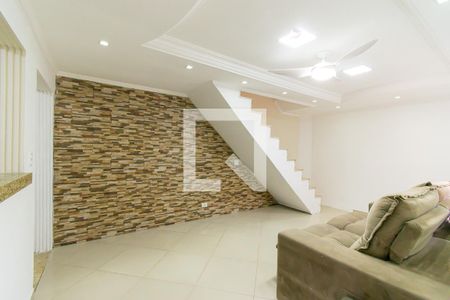 Sala de casa para alugar com 2 quartos, 210m² em Jardim Sonia Maria, São Paulo