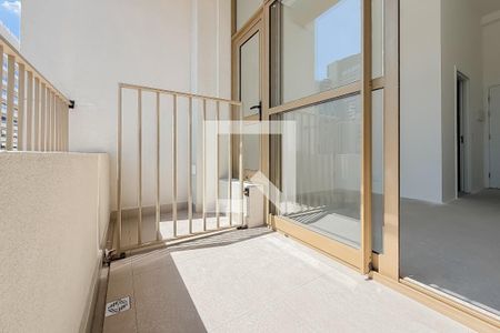 Varanda de kitnet/studio à venda com 1 quarto, 33m² em Vila Mariana, São Paulo