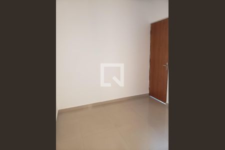 Quarto de apartamento para alugar com 2 quartos, 32m² em Jardim Record, Taboão da Serra