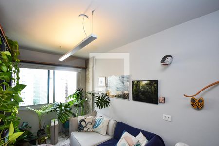 Sala de estar de apartamento à venda com 1 quarto, 37m² em Cerqueira César, São Paulo