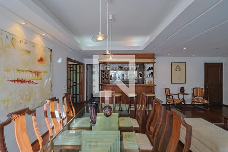 Apartamento à venda com 4 quartos, 220m² em Sion, Belo Horizonte