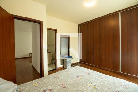 Suíte de apartamento à venda com 3 quartos, 74m² em Centro, Contagem