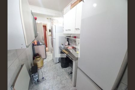 Cozinha de apartamento para alugar com 1 quarto, 35m² em Morro dos Barbosas, São Vicente