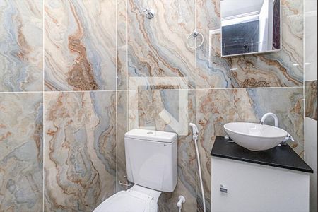 banheiro _1 de kitnet/studio para alugar com 1 quarto, 20m² em Aclimação, São Paulo