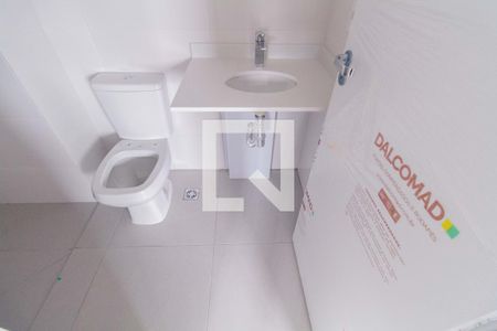 Banheiro da Suíte de apartamento para alugar com 2 quartos, 75m² em Vila Dom Pedro I, São Paulo