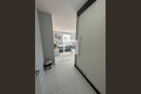 Quarto de casa de condomínio à venda com 4 quartos, 352m² em Piratininga, Niterói