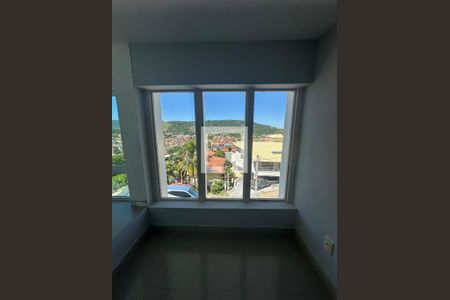 Corredor de casa de condomínio à venda com 4 quartos, 352m² em Piratininga, Niterói