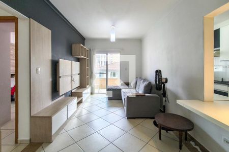 Sala de apartamento para alugar com 3 quartos, 113m² em Forte, Praia Grande