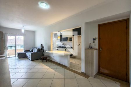 Sala de apartamento para alugar com 3 quartos, 113m² em Forte, Praia Grande