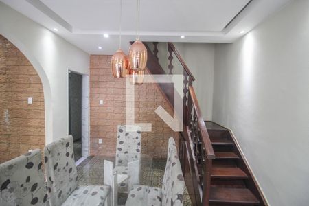 Sala de casa para alugar com 3 quartos, 124m² em Centro, Nova Iguaçu