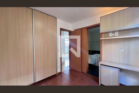 quarto  de apartamento à venda com 2 quartos, 66m² em Funcionários, Belo Horizonte