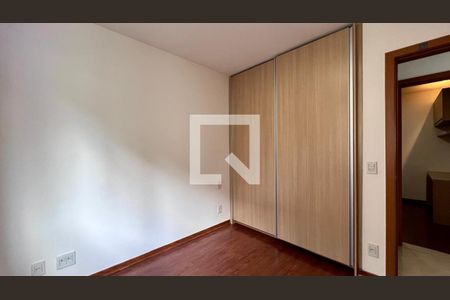 quarto  de apartamento à venda com 2 quartos, 66m² em Funcionários, Belo Horizonte