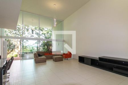 Casa à venda com 3 quartos, 385m² em Jardim Sorirama (sousas), Campinas