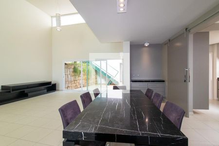 Sala de casa à venda com 3 quartos, 385m² em Jardim Sorirama (sousas), Campinas