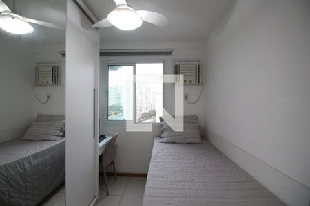 Quarto 1 de apartamento à venda com 3 quartos, 70m² em Barra Olímpica, Rio de Janeiro
