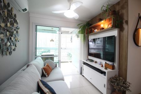 Sala de apartamento à venda com 3 quartos, 70m² em Barra Olímpica, Rio de Janeiro