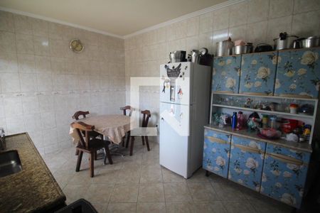 Cozinha de casa para alugar com 3 quartos, 180m² em Cardoso, Contagem
