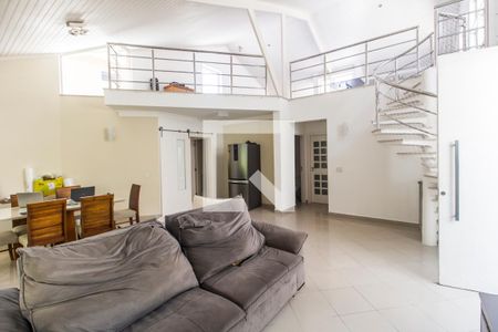 Sala de casa de condomínio para alugar com 2 quartos, 230m² em Alphaville, Santana de Parnaíba