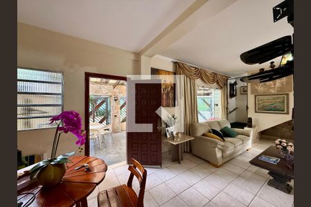 Sala de casa à venda com 6 quartos, 240m² em Cidade Monções, São Paulo